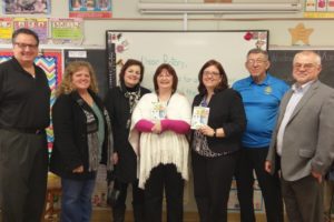 Medina Rotary Club Gives Third Graders Their Own Books.