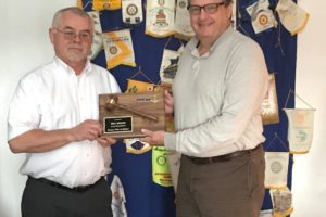 Recognizing a Past Rotary President
